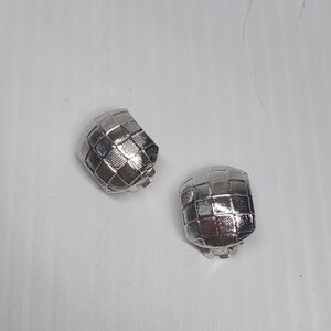 geometrical Silver toned puffy Chunky clip on Earrings